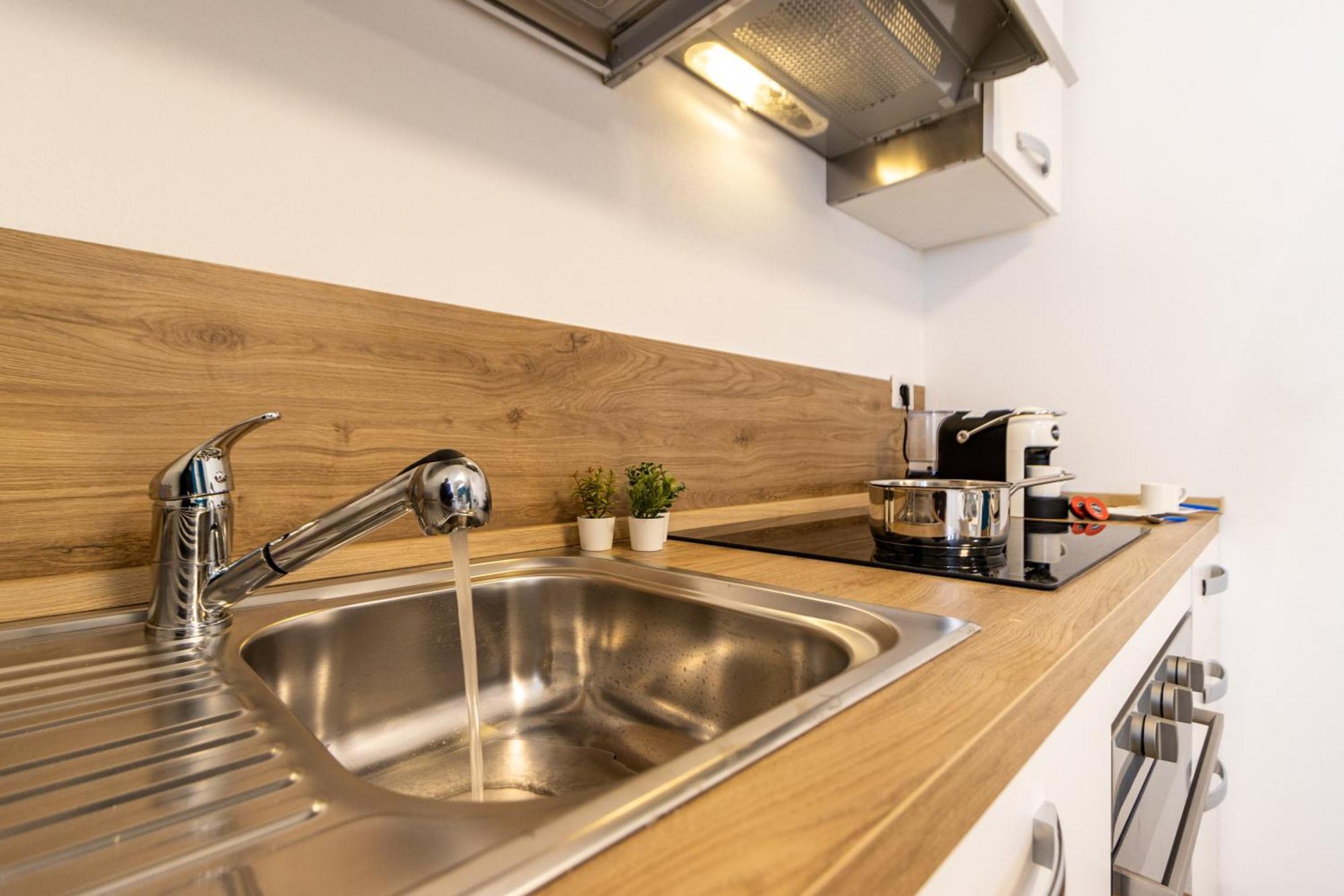 Golden Lake - Luxury Apartment ☆☆☆☆☆ - 100M From The Lake Baveno Zewnętrze zdjęcie